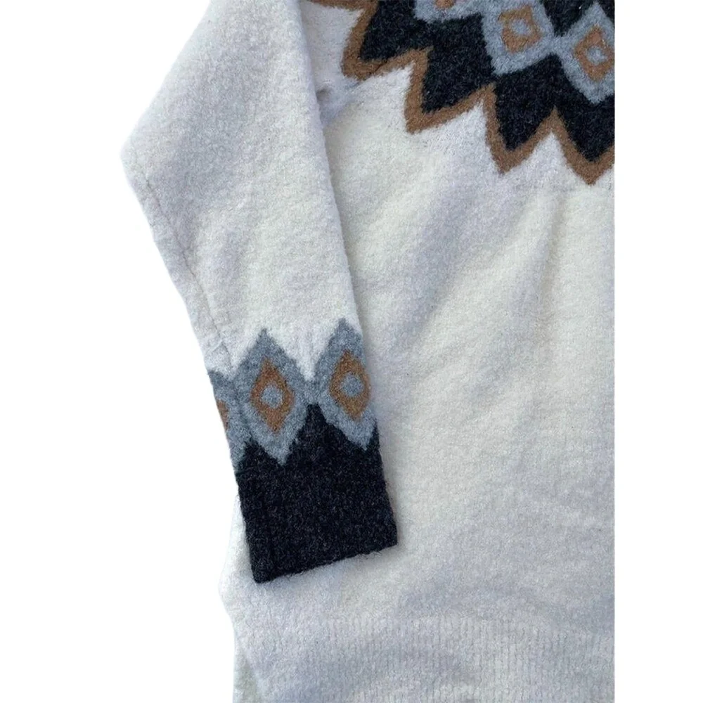 Abercrombie & Fitch Turtleneck Sweater | Fair Isle Cream Geometric Yoke